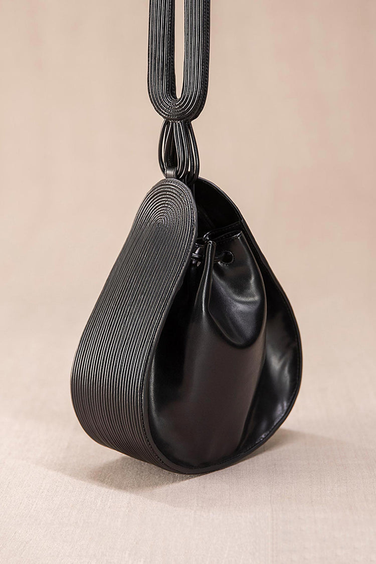 Mahra Shoulder Bag