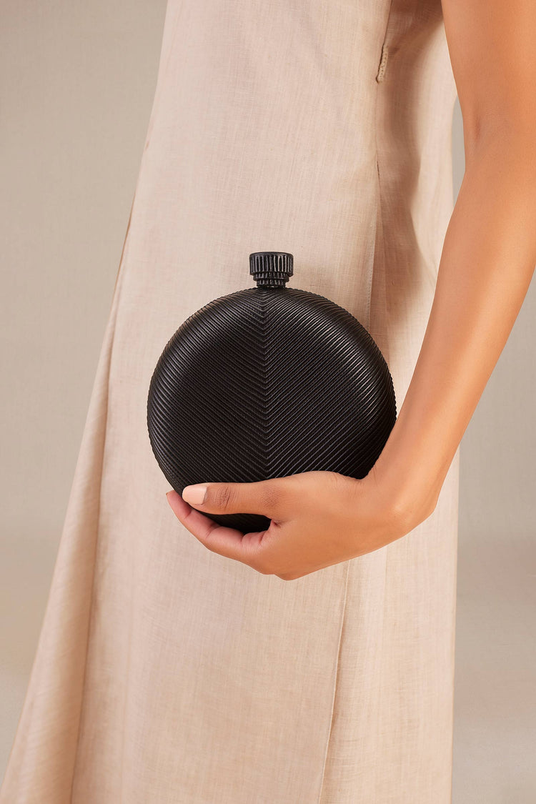 Zayla Clutch - Black