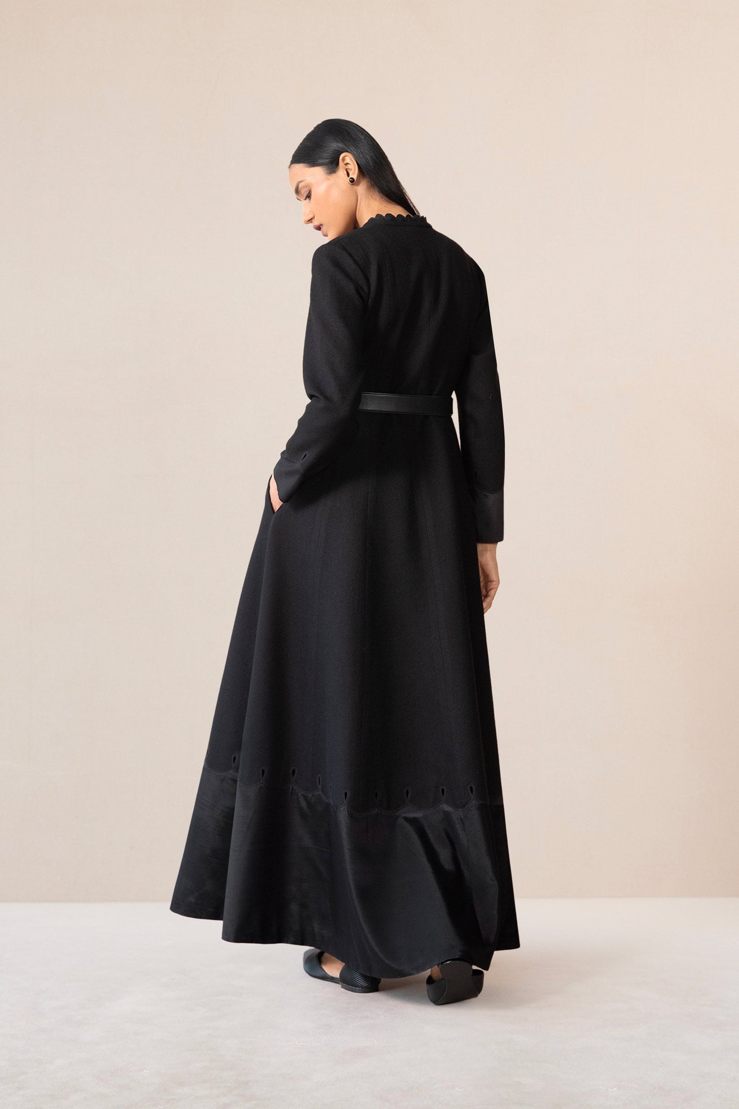 Wool Veda Abaya Set – Black