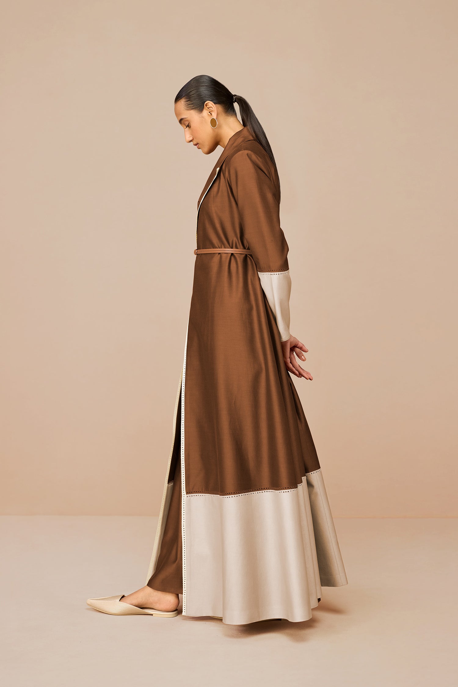 Chanderi Mirdea Abaya Set – Brown