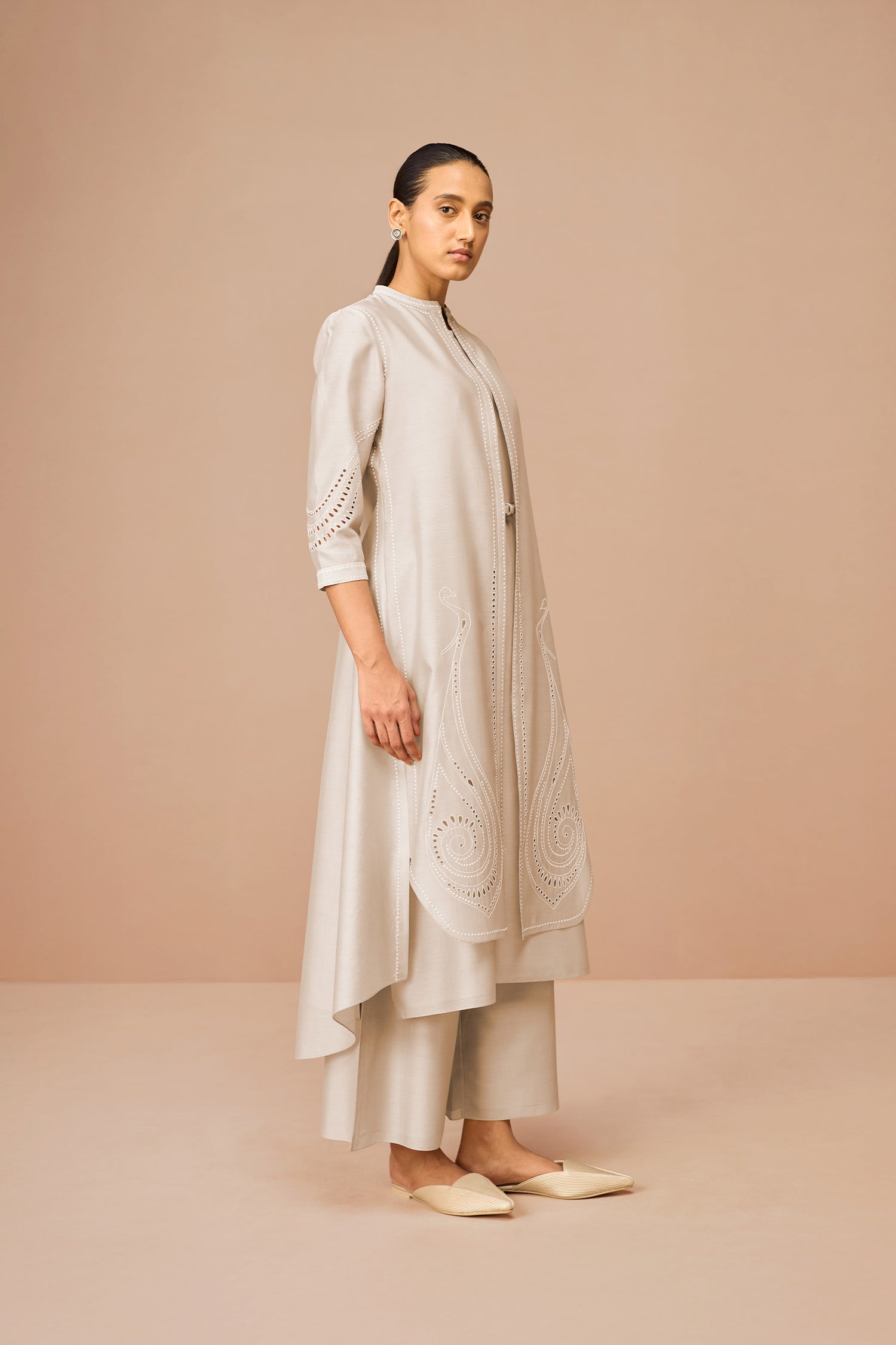 Chanderi Anais Jacket Set – Beige