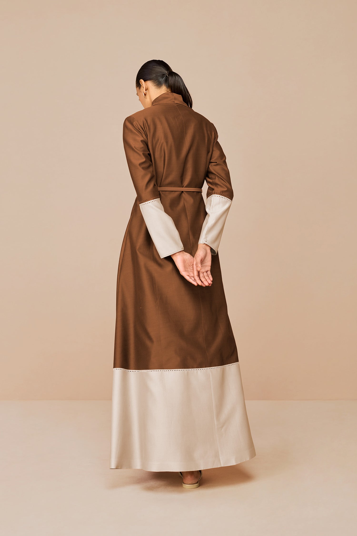 Chanderi Mirdea Abaya Set – Brown