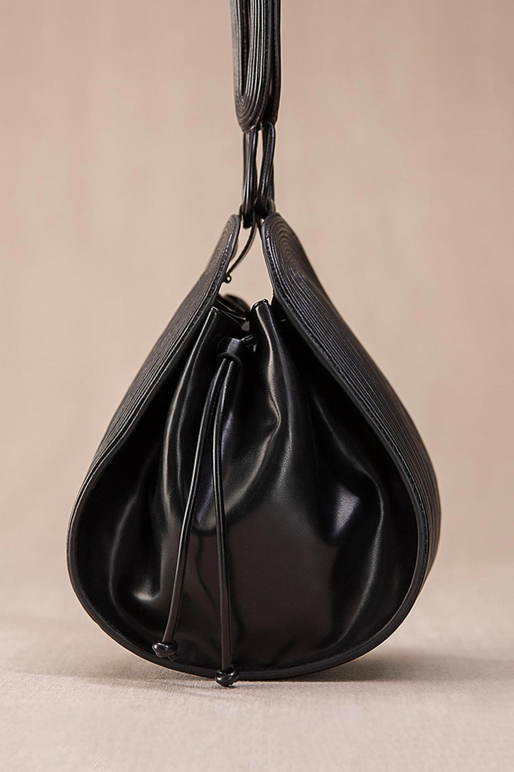Mahra Shoulder Bag