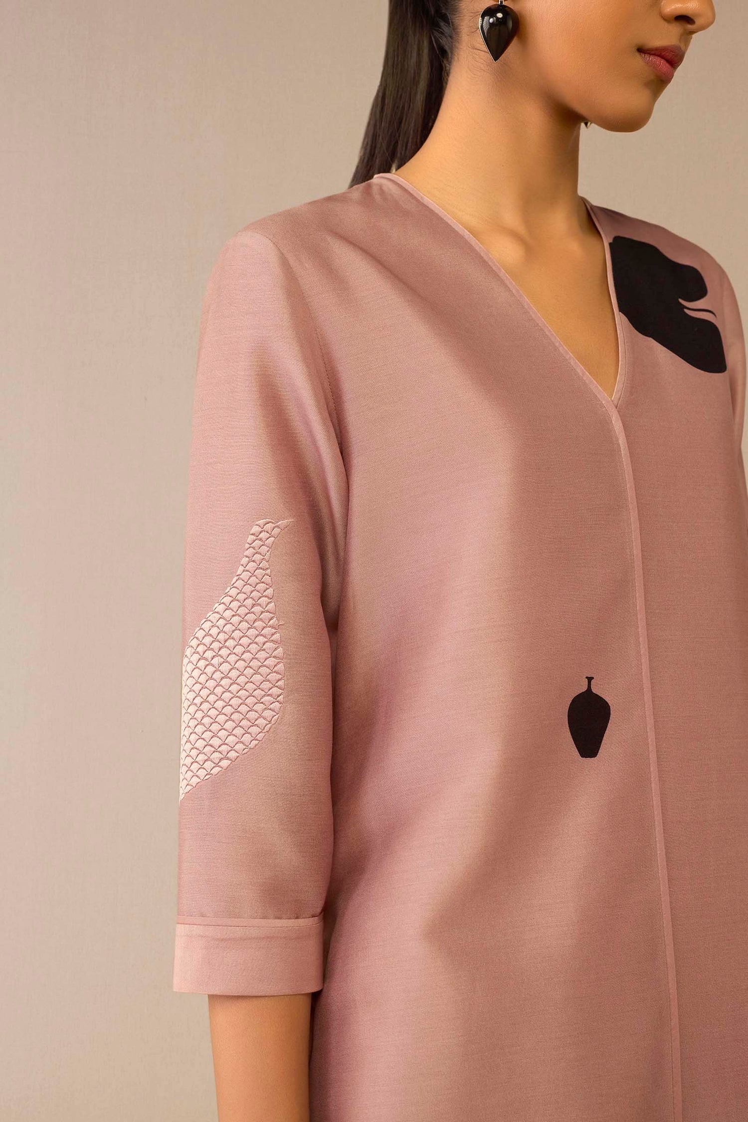 Chanderi Dilruba Kurta Set – Pink