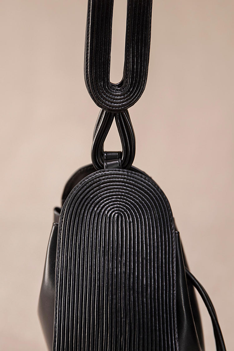 Mahra Shoulder Bag