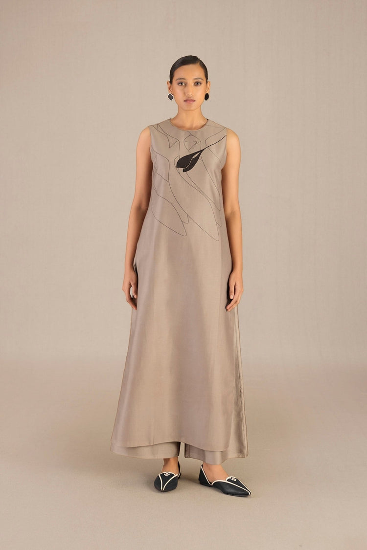 Zaila Cape Set