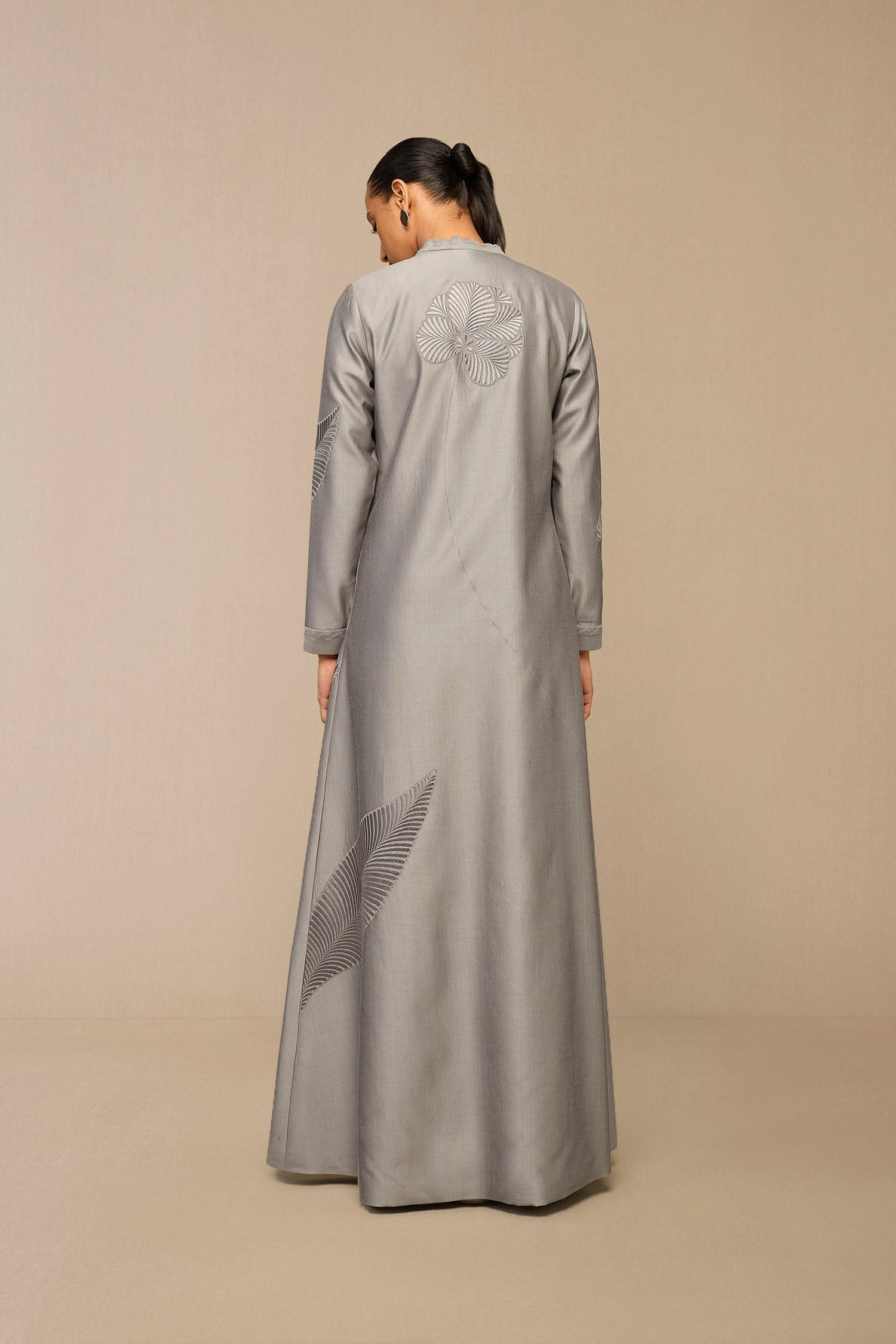 Chanderi Gul Abaya – Grey