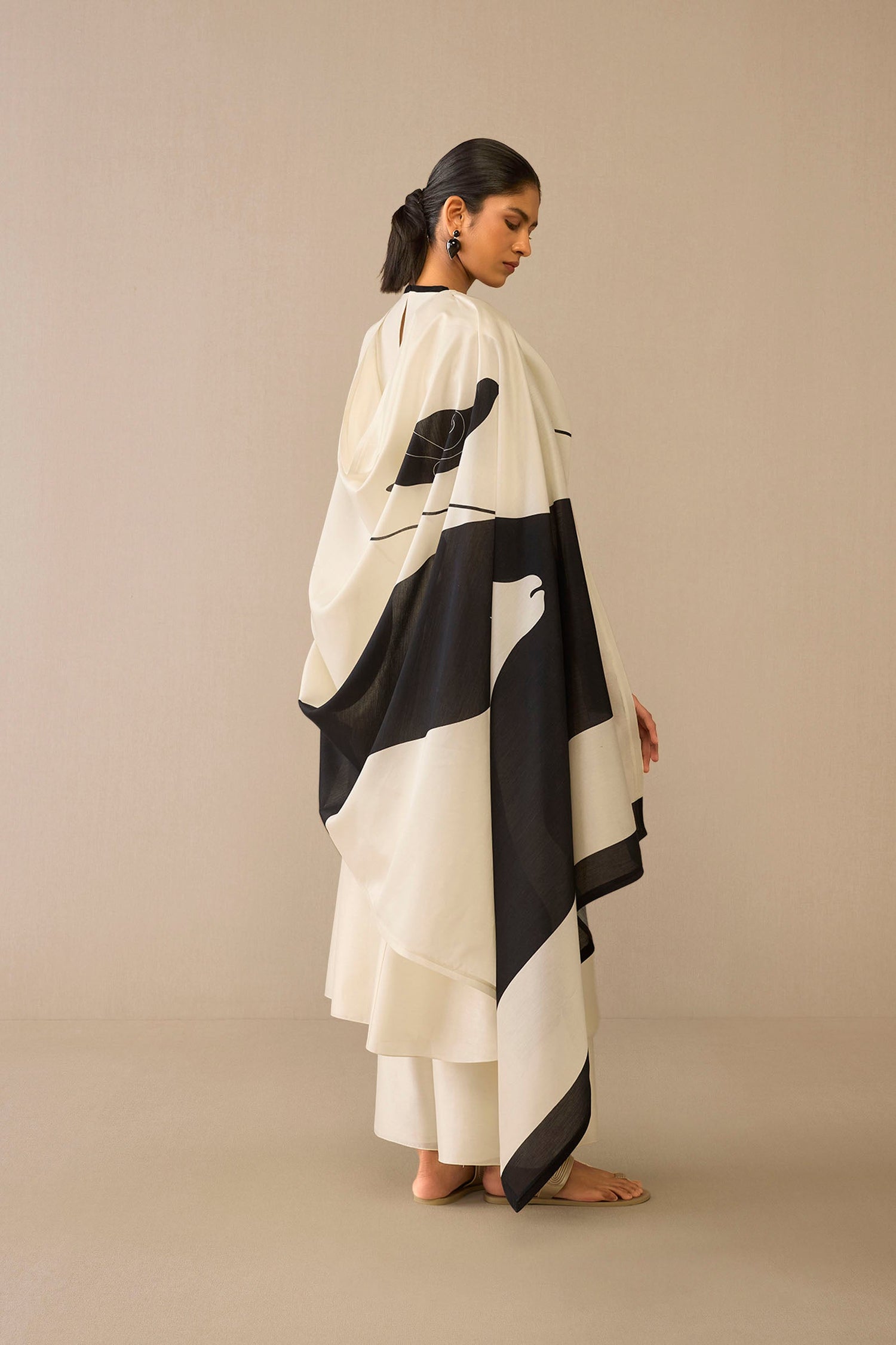 Chanderi Dilkhush Kurta Set – Ivory