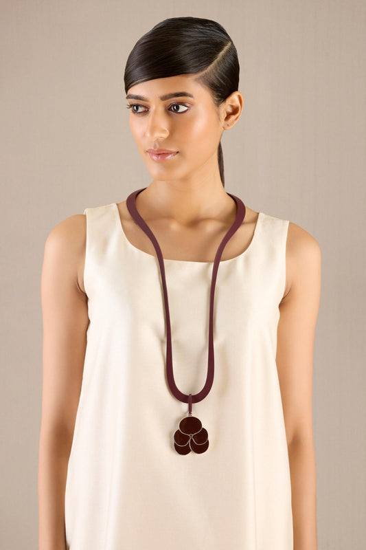Enamel Nadira Neck Piece – Red