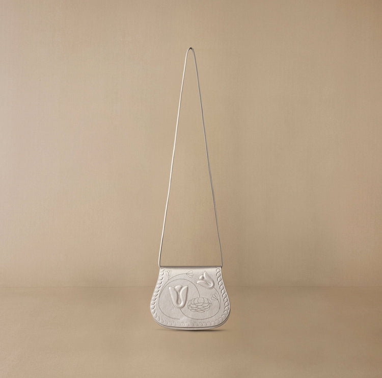 Alaida Sling Bag