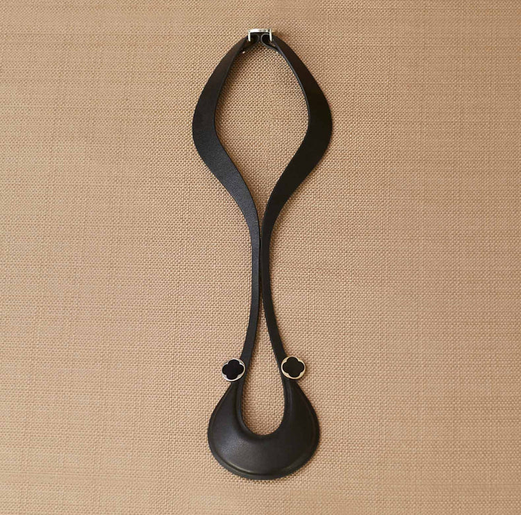 Aaiza Neck Piece - Black