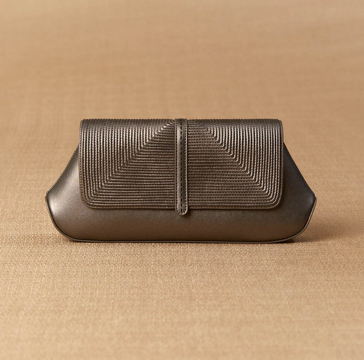 Izrah Clutch - Gunmetal