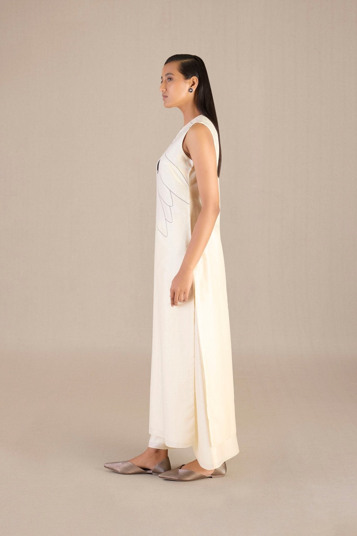  Chanderi Zaila Cape Set – Beige