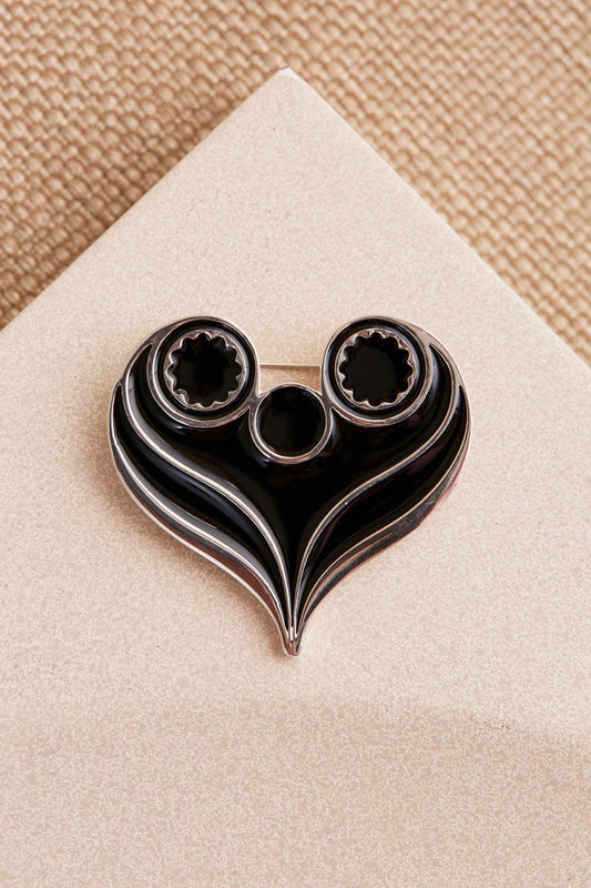 Enamel Ameya Brooch – Black