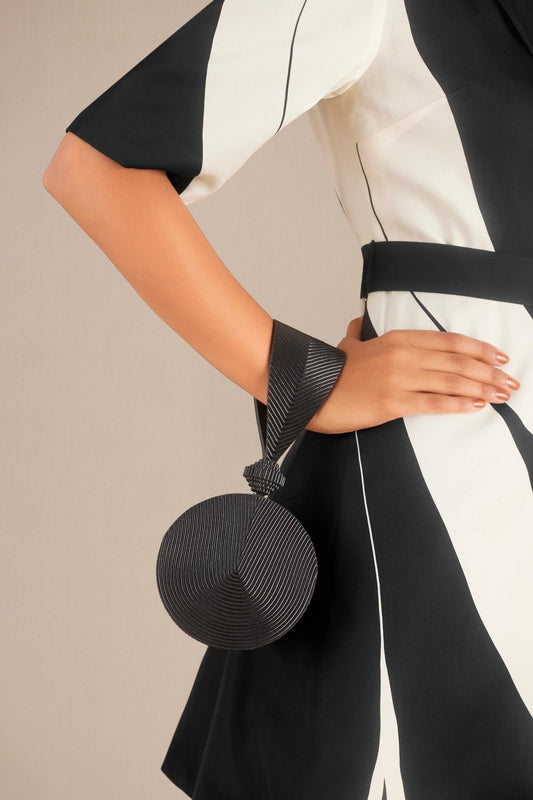 Faux Leather Reeza Wristlet Bag – Black
