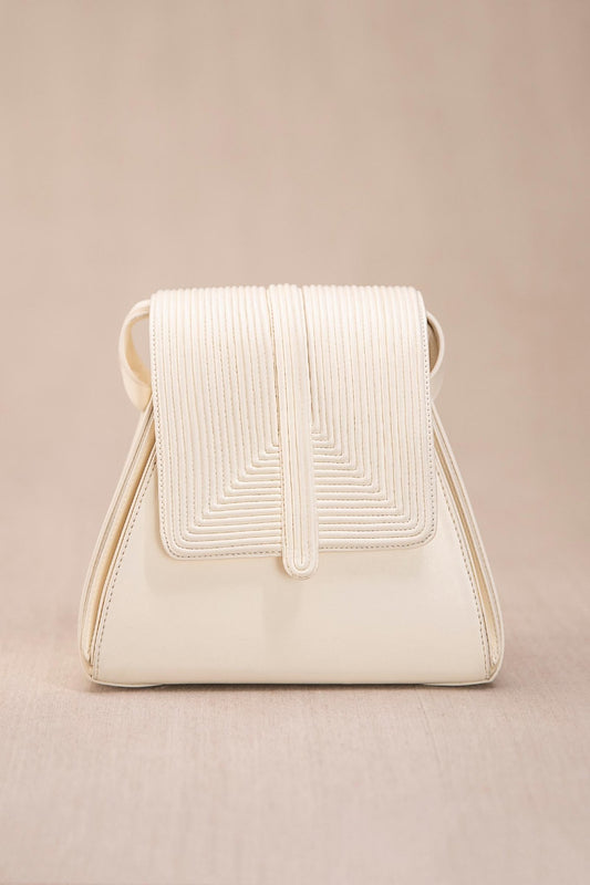 Leather Naia Shoulder Bag – Beige