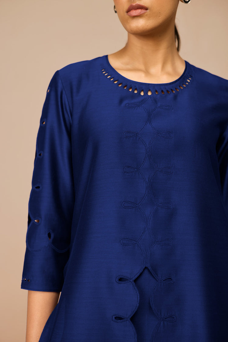 Svara Kurta Set