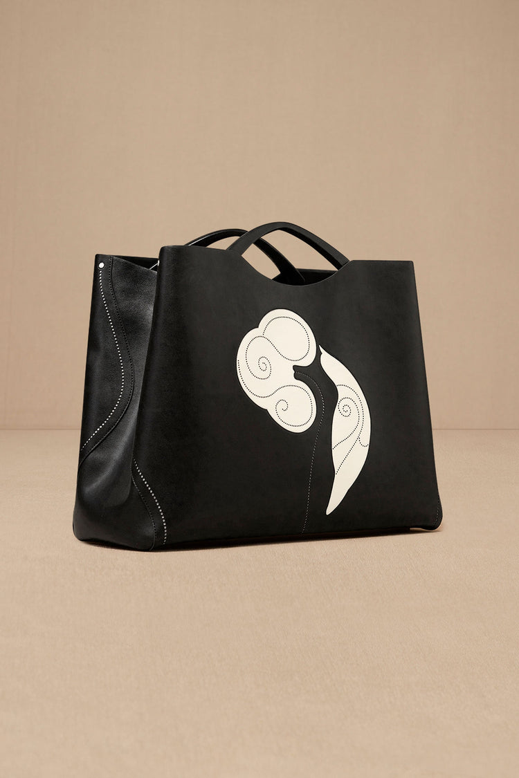 Dilbandi Tote Bag