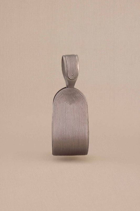 Faux Leather Nésara Bucket Bag – Metallics