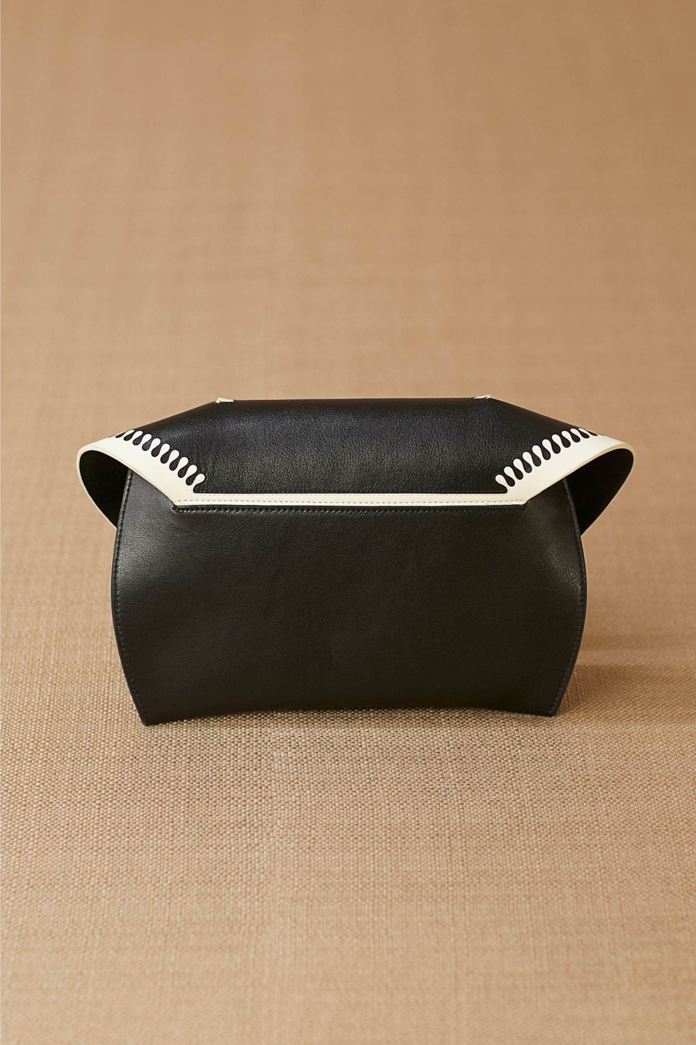 Amina clutch - Black 