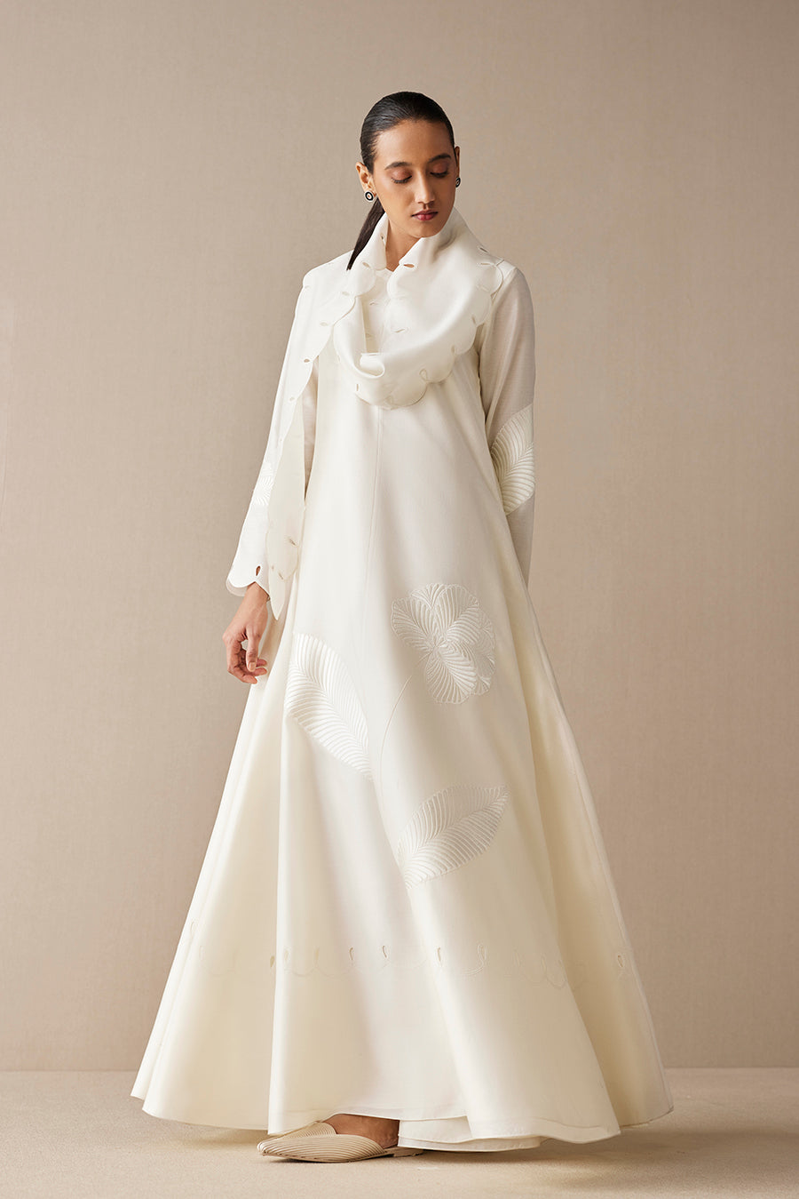  Chanderi Zainat Abaya – Ivory
