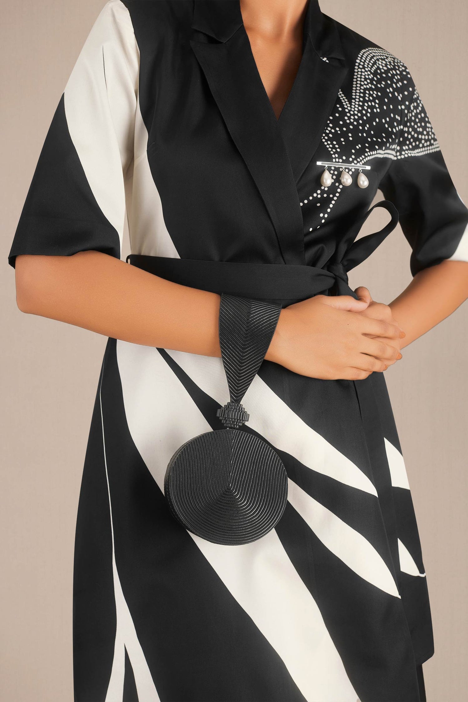 Suha Jacket Set - Black  