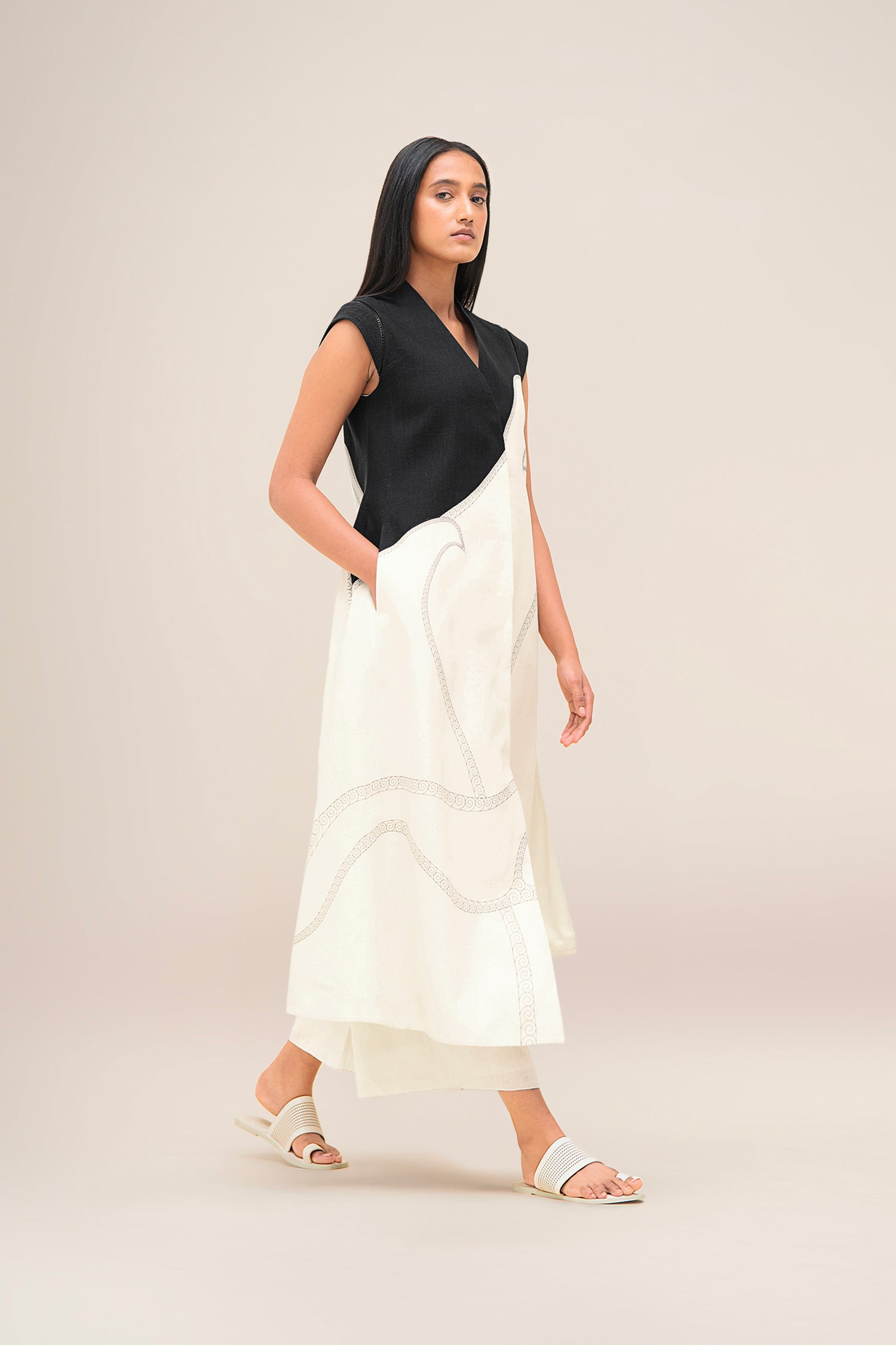  Linen Swan Jacket Set – Ivory