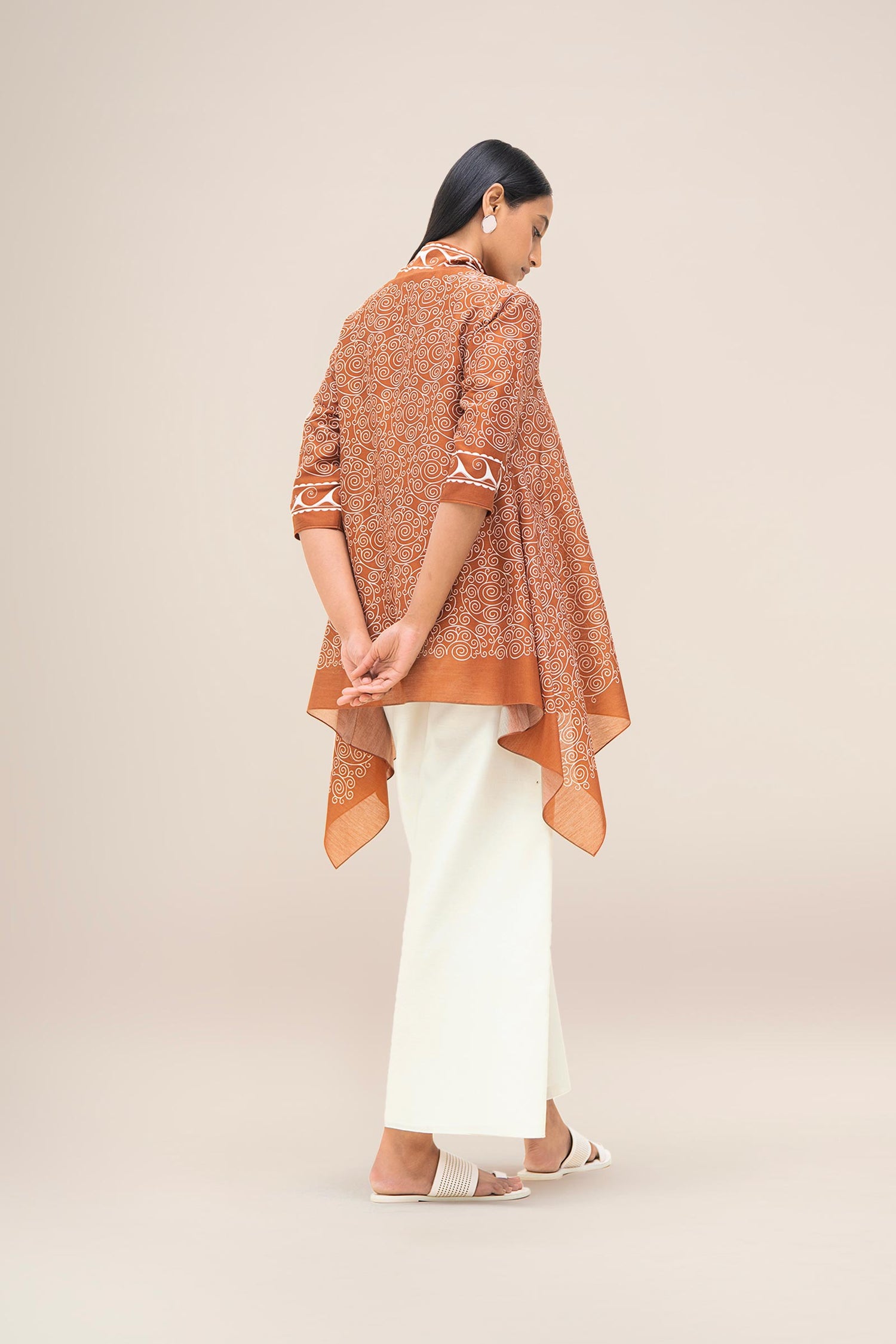  Chanderi Deora Throw – Beige