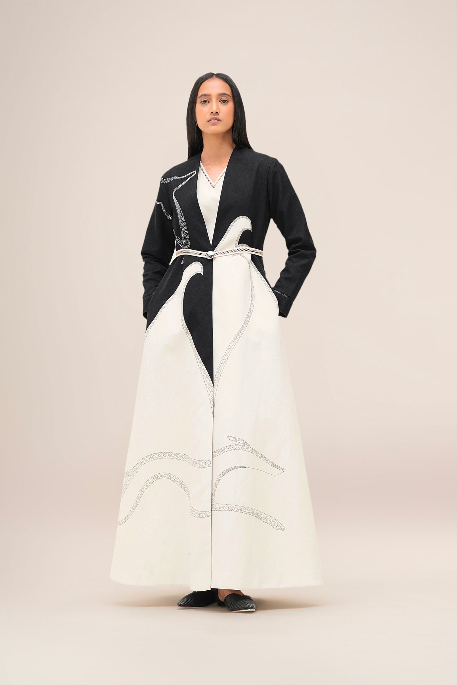  Linen Zenaida Abaya Set – Black