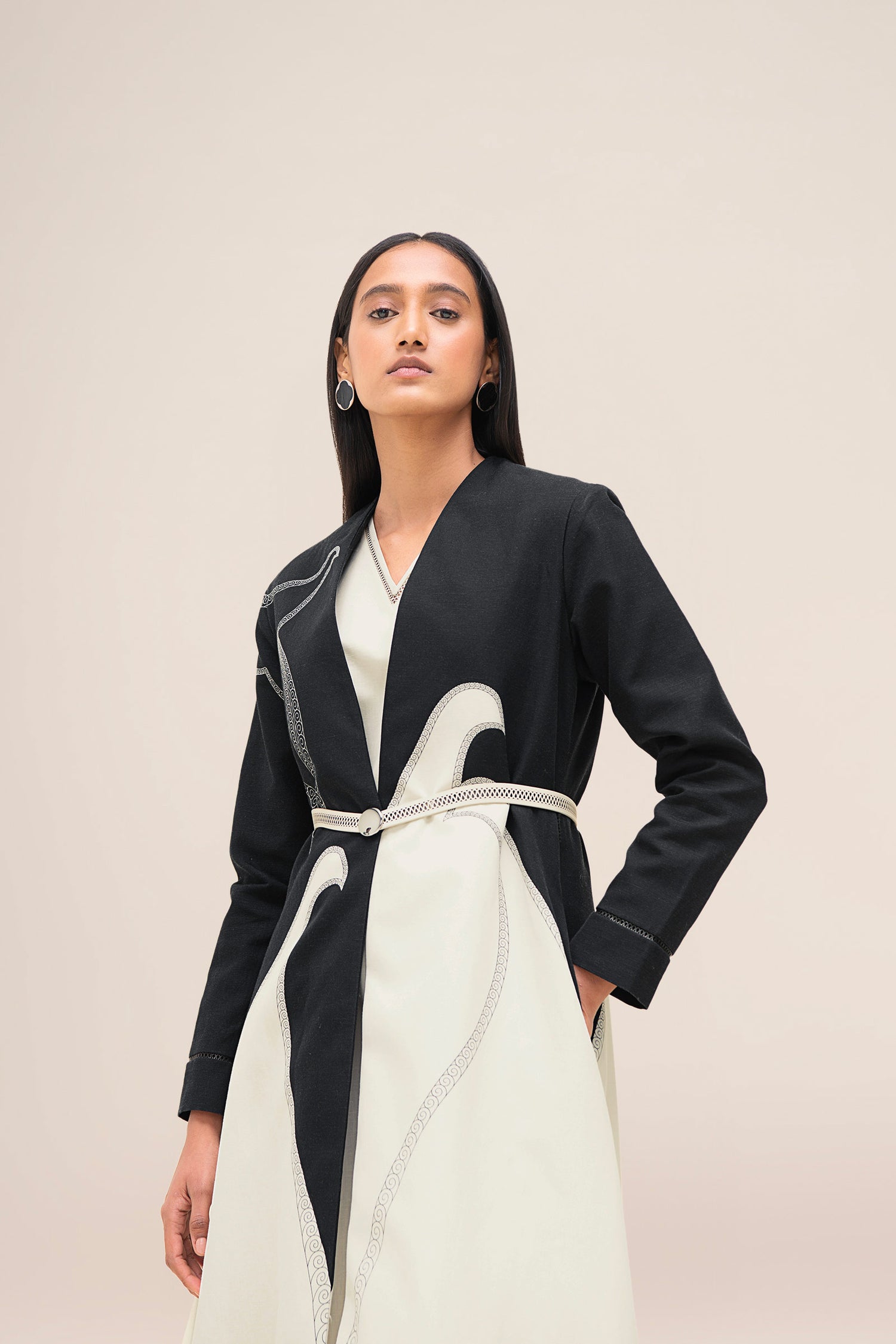  Linen Zenaida Abaya Set – Black