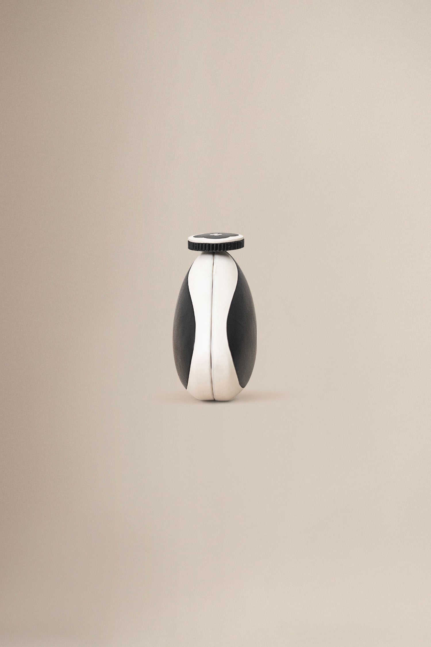  Faux Leather Runa Clutch – Black