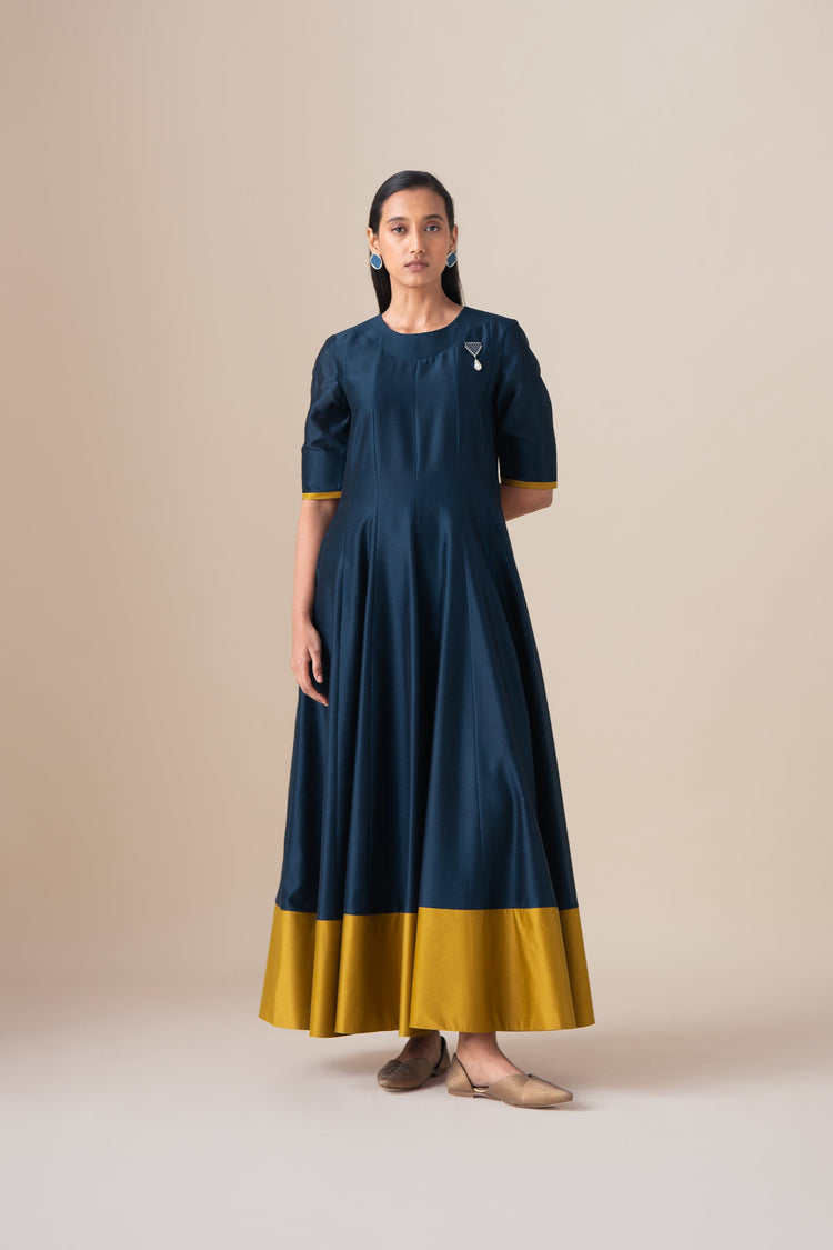 Omira Kurta Set