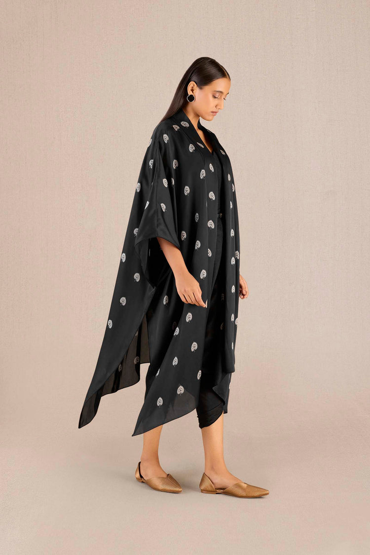 Umaya Cape Set