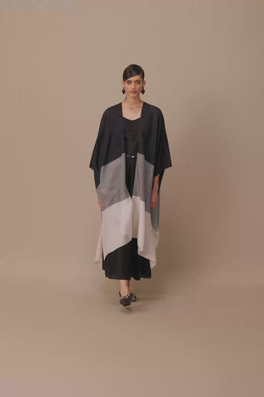 Silk Alaia Cape Set – Black
