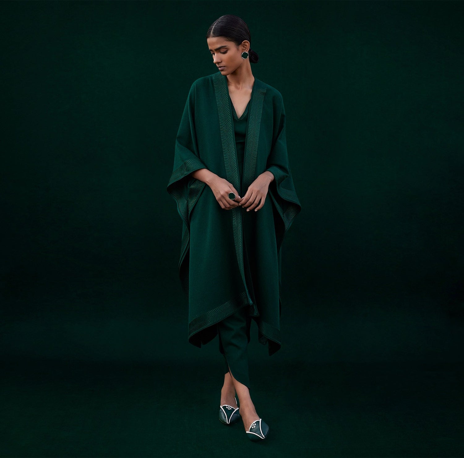  Wool Gigi Cape – Green