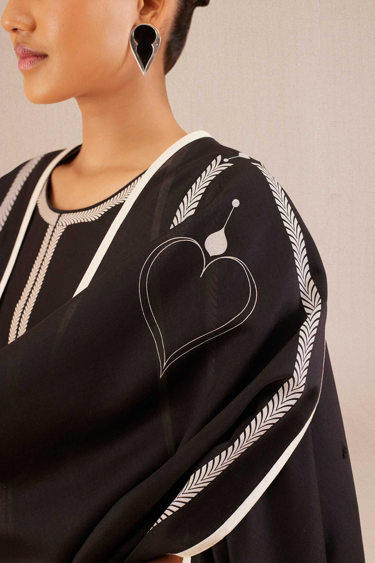 Hoor Kurta Set