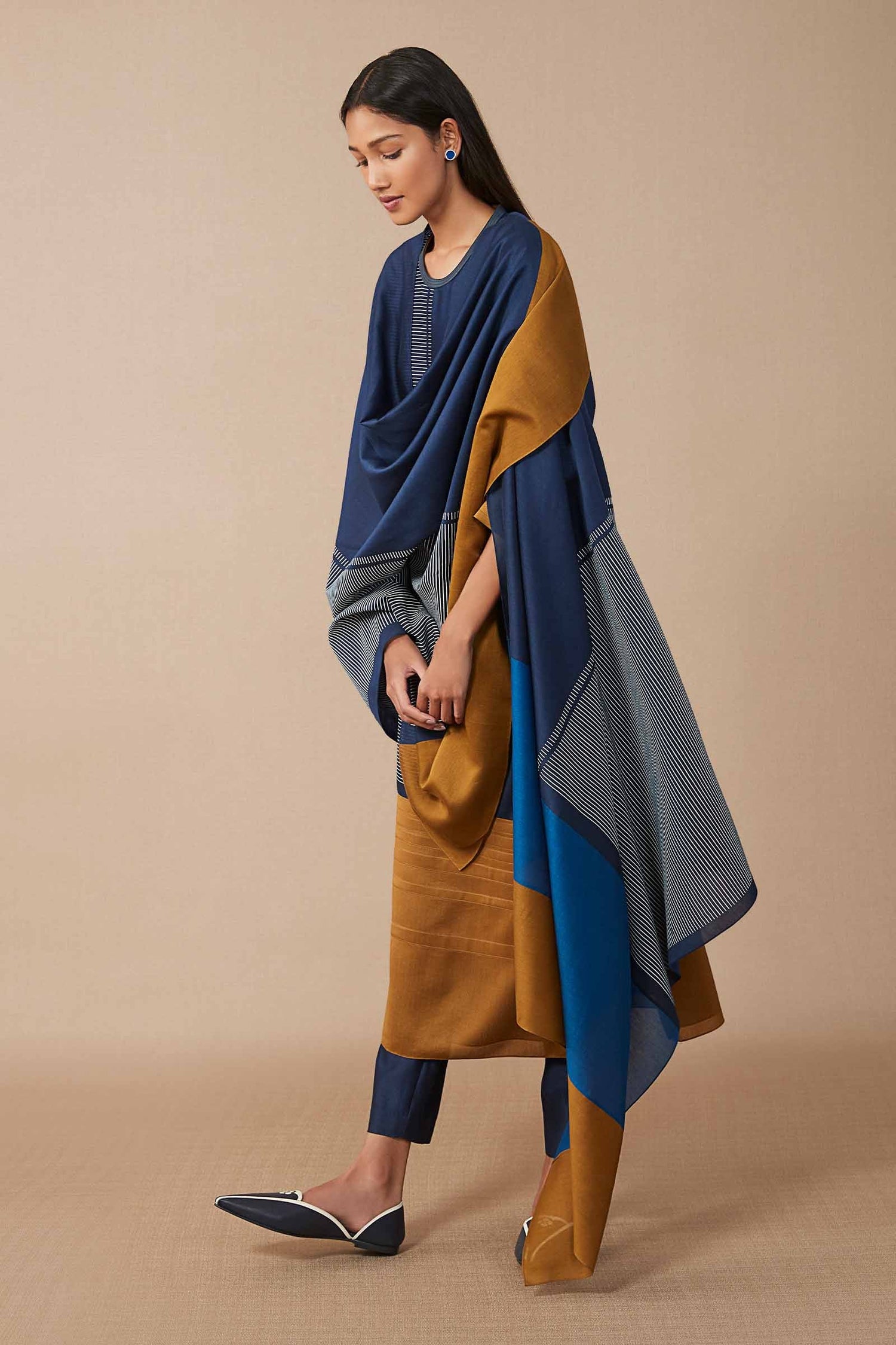  Chanderi Azizah Kurta Set – Multicolor