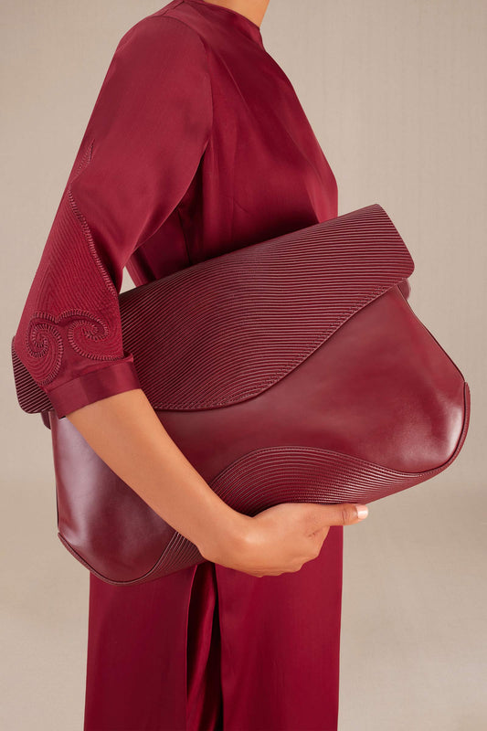 Faux Leather Aniyah Oversized Clutch – Red
