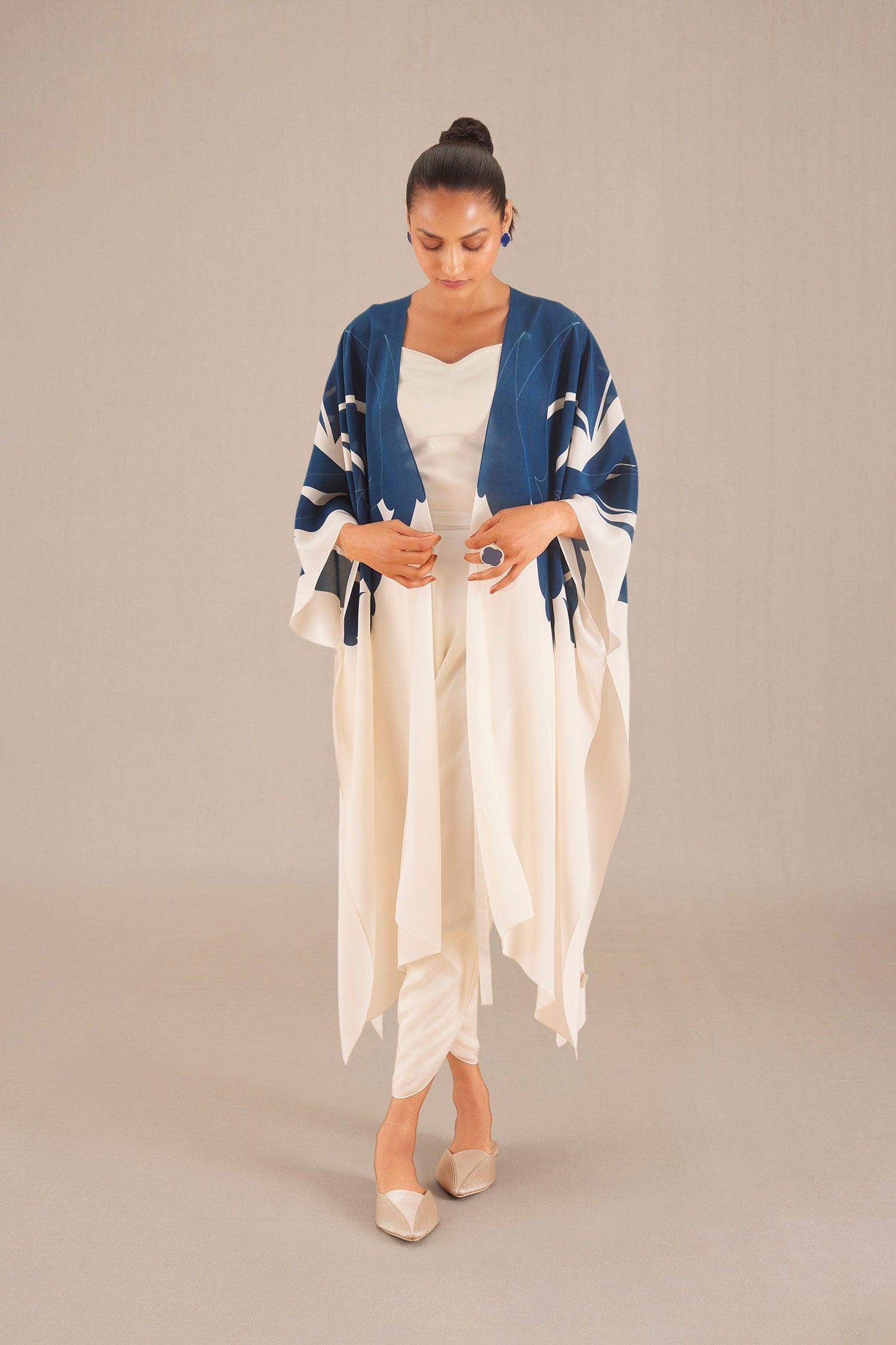  Crepe Armana Cape – Blue
