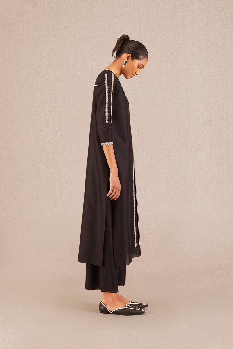 Hoor Kurta Set