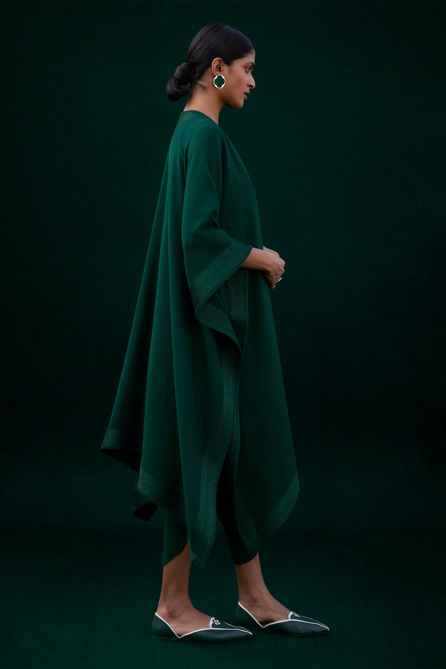  Wool Gigi Cape – Green